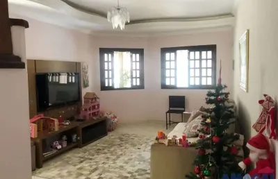 Casa com 4 quartos à venda no loteamento villa branca, jacareí  por r$ 700.000