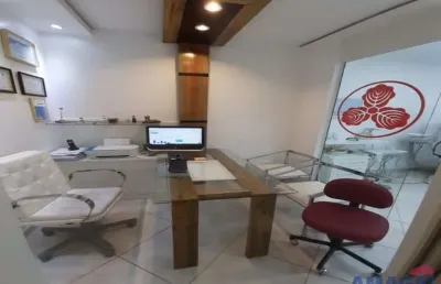 Sala comercial à venda no centro, jacareí  por r$ 170.000