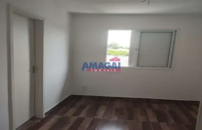 Casa em condomínio fechado com 2 quartos à venda no jardim colônia, jacareí  por r$ 250.000