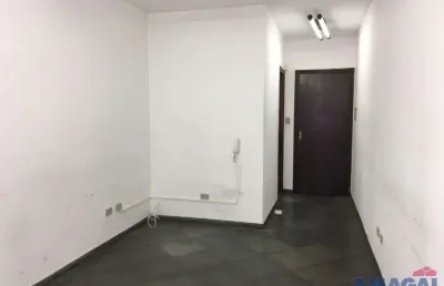 Sala comercial à venda no centro, jacareí  por r$ 110.000