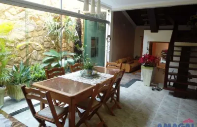 Casa com 3 quartos à venda no jardim altos de santana ii, jacareí  por r$ 1.250.000