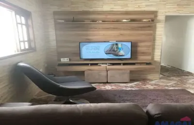 Casa com 3 quartos à venda no centro, jacareí  por r$ 372.000