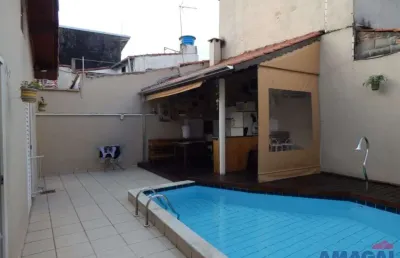 Casa com 3 quartos à venda no jardim flórida, jacareí  por r$ 800.000