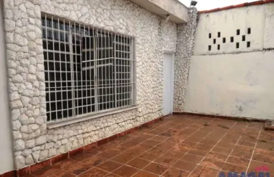 Casa com 4 quartos à venda no centro, jacareí  por r$ 750.000
