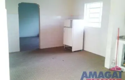 Casa com 3 quartos para alugar no são joão, jacareí  por r$ 3.350