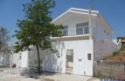 Casa com 4 quartos à venda no jardim terras de santa helena, jacareí  por r$ 790.000