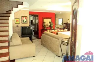 Casa com 4 quartos à venda na cidade nova jacareí, jacareí  por r$ 390.000