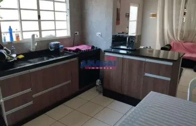 Casa com 2 quartos à venda na cidade salvador, jacareí  por r$ 315.000