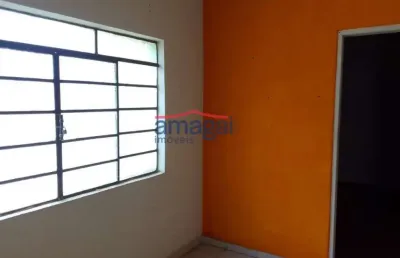 Casa com 3 quartos à venda no jardim bela vista, jacareí  por r$ 220.000