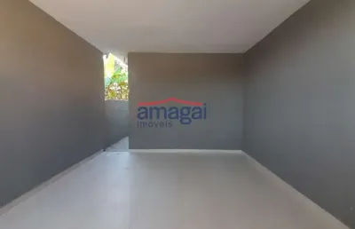 Casa com 3 quartos para alugar no são joão, jacareí  por r$ 4.000