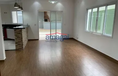Casa em condomínio fechado com 3 quartos à venda no condomínio residencial fogaça, jacareí  por r$ 1.300.000