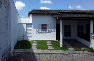 Casa em condomínio fechado com 2 quartos à venda no bairro do colonia, jacareí  por r$ 320.000