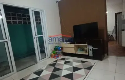 Casa com 3 quartos à venda na cidade salvador, jacareí  por r$ 620.000