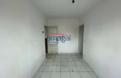 Kitnet / stúdio à venda no centro, jacareí  por r$ 740.000