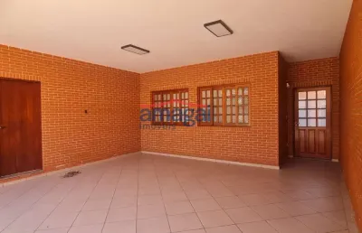 Casa com 3 quartos à venda na cidade jardim, jacareí  por r$ 830.000