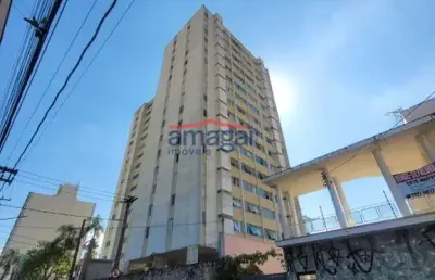 Apartamento com 3 quartos para alugar no centro, jacareí  por r$ 1.700