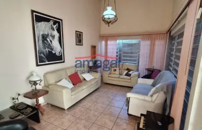 Casa com 3 quartos à venda na vila aprazível, jacareí  por r$ 750.000