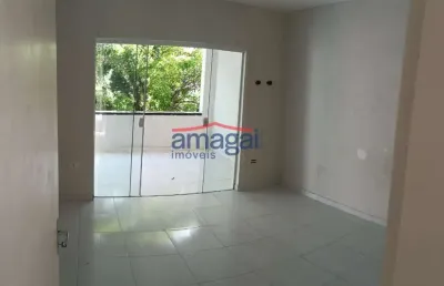 Casa com 2 quartos para alugar no parque santo antônio, jacareí 