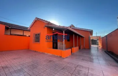 Casa com 2 quartos para alugar no jardim paraíba, jacareí  por r$ 1.950