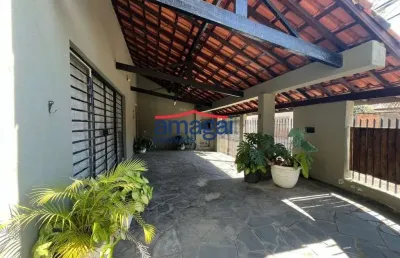 Casa com 2 quartos para alugar no jardim siesta, jacareí  por r$ 2.000