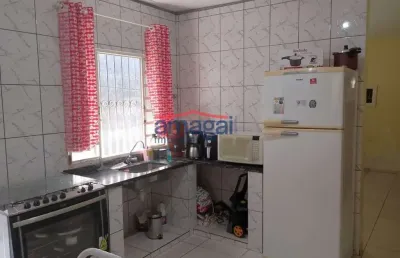 Casa com 2 quartos à venda no parque imperial, jacareí  por r$ 182.000