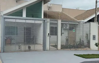 Casa com 3 quartos à venda na Rua Pioneiro Fortunato Burin, 568, Jardim Paulista, Maringá