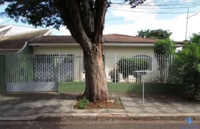 Casa com 3 quartos à venda na Avenida Pioneiro Raul Ambrósio Valente, 596, Jardim América, Maringá