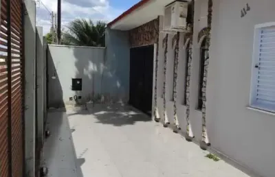 Casa com 3 quartos à venda na Rua Sérgio Bittencourt, 414, Jardim América, Maringá