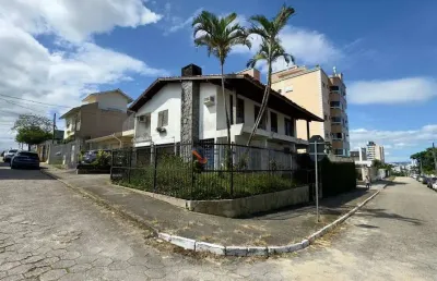 Casa à venda, 320 m² por r$ 1.300.000,00 - ipiranga - são josé/sc