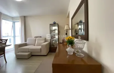 Localização estratégica, vista para a beira-mar e todo o potencial que um bom imóvel oferece**  