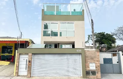 Uma casa sob medida para você! 3 andares de puro conforto e sofisticação com vista para o mar em florianópolis