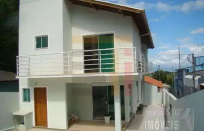 Casa com 3 quartos à venda na silverio joao ferreira, 68, saco dos limões, florianópolis por r$ 880.000