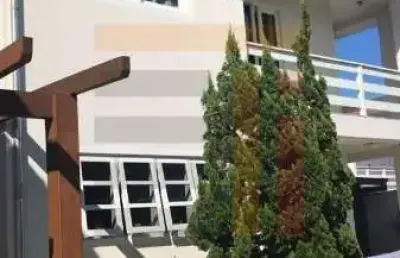 Casa com 3 quartos à venda na rua marciano bonifácio de souza, 101, centro, palhoça por r$ 1.350.000