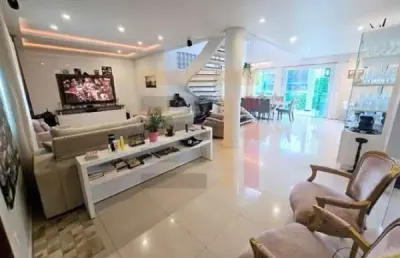 Casa em condomínio fechado com 3 quartos à venda na rua douglas seabra levier, 228, carvoeira, florianópolis por r$ 4.000.000