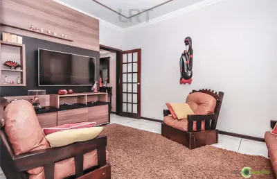 Casa com 3 quartos à venda na Rua Pedro Velho, Partenon, Porto Alegre