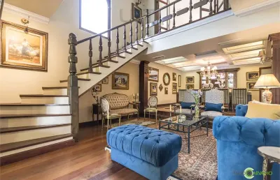Casa com 4 quartos à venda na Rua Felipe Becker, Três Figueiras, Porto Alegre