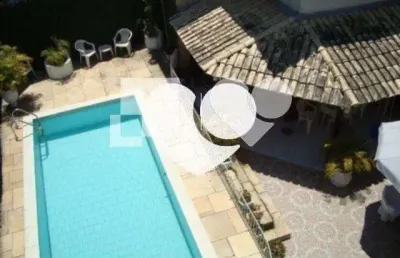 Casa com 6 quartos à venda na Rua Paissandu, Partenon, Porto Alegre