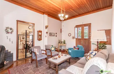 Casa com 6 quartos à venda na Avenida Arnaldo Bohrer, Teresópolis, Porto Alegre