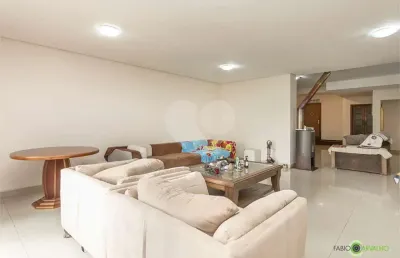 Casa com 3 quartos à venda na Travessa Alfredo Magalhães, Ipanema, Porto Alegre