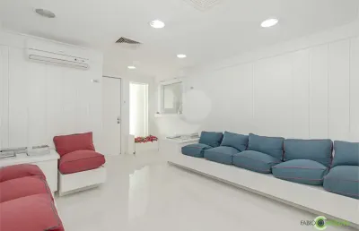 Sala comercial à venda na Rua Mariante, Rio Branco, Porto Alegre