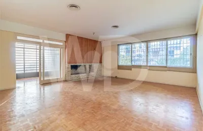 Casa com 3 quartos à venda na Travessa Fonte da Saúde, Rio Branco, Porto Alegre