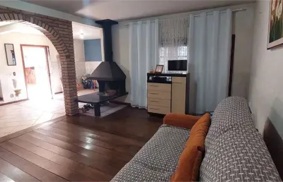 Casa com 3 quartos à venda na Avenida América, Auxiliadora, Porto Alegre