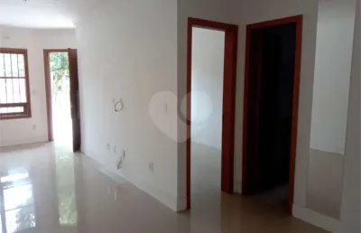 Casa com 2 quartos à venda na Rua Padre Valerio Alberton, Aberta dos Morros, Porto Alegre