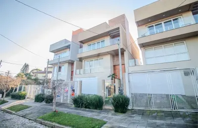Sobrado com 3 quartos à venda em vila assunção - rs