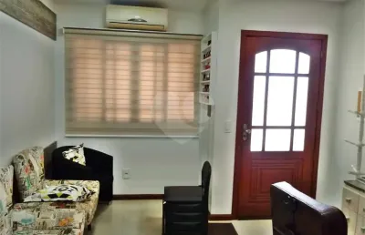 Casa com 3 quartos à venda na Rua Domingos de Abreu, Sarandi, Porto Alegre