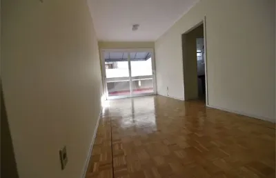 Apartamento com 2 quartos à venda na Avenida Cristóvão Colombo, Floresta, Porto Alegre