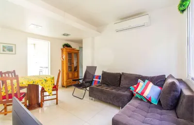 Apartamento com 2 quartos à venda na Rua Santo Antônio, Floresta, Porto Alegre