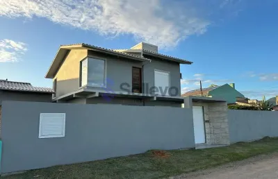Casa à venda no bairro campo da aviação - imbituba/sc