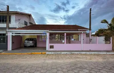 Casa com 4 quartos à venda no Paes Leme, Imbituba 