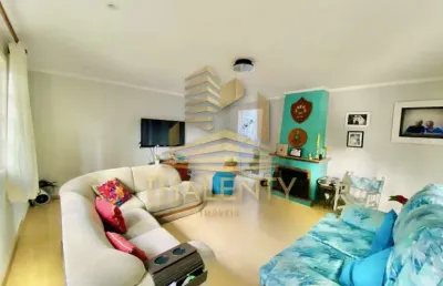Casa com 3 quartos à venda na rua ilda cheraiber manaszczuk, 295, santa cândida, curitiba, 342 m2 por r$ 950.000